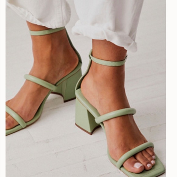Free People Parker Pillow Green Heels Women’s 7 - Picture 2 of 5